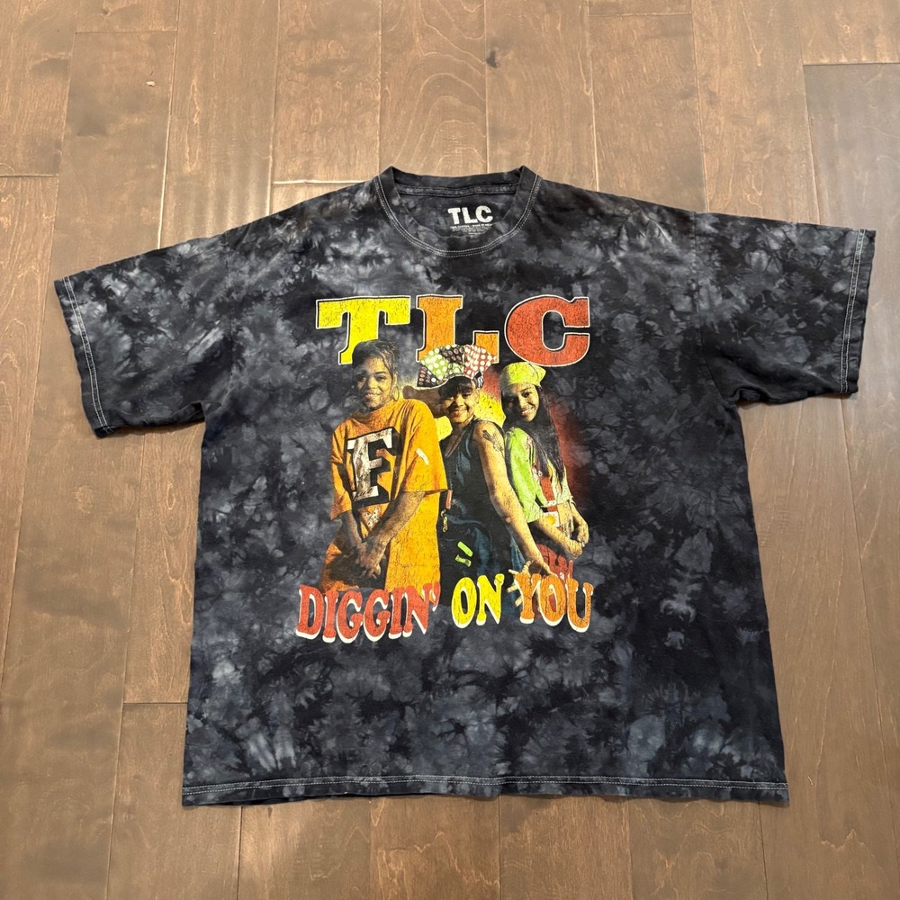 Vintage TLC Graphic T Shirt Large 90s Y2K Tie Dye Music Merch Tee Cracked Print